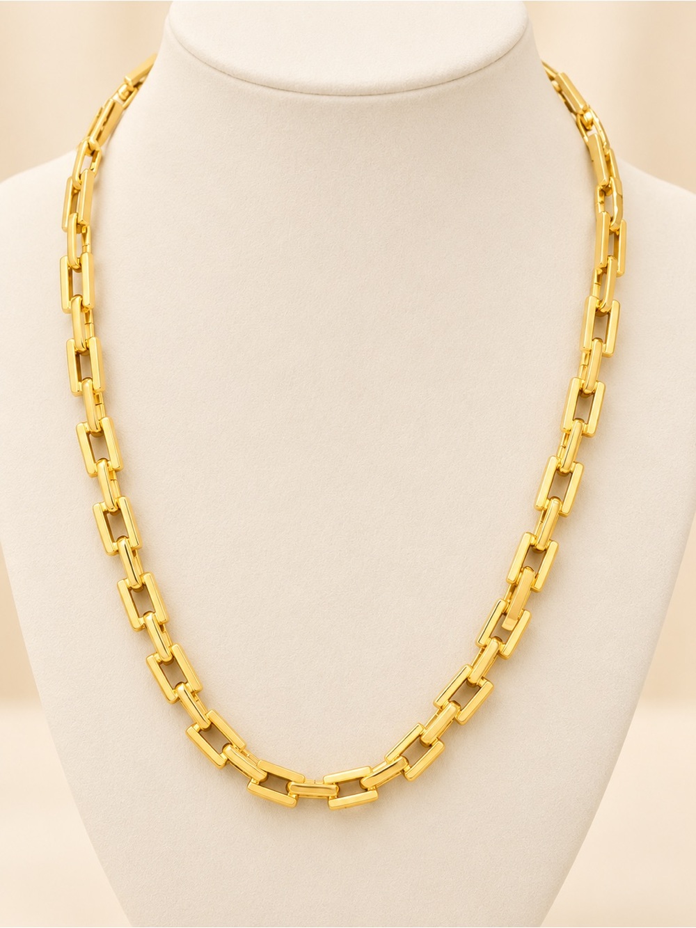 Trendy Gold Tone Statement Link Necklace
